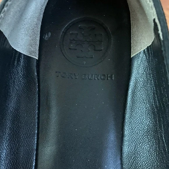 Tory Burch Black Leather Flats 6 - Picture 5 of 5
